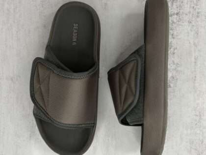 Replica Adidas Yeezy Slippers For Men #ADYZSL0004