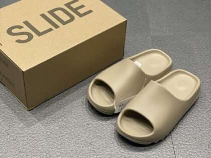 Replica Adidas Yeezy Slippers For Men #ADYZSL0012