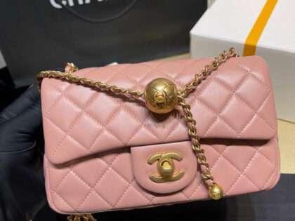 Replica Chanel Lambskin Pearl Flap Bag Pink