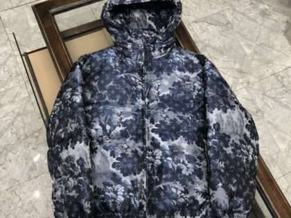 Replica Louis Vuitton New Down Jackets For Women And Men #LVJ005