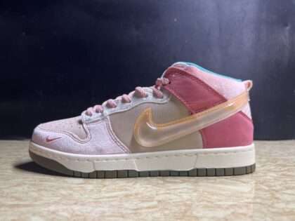 Replica Social Status x Nike SB Dunk Low Pro QS"Strawberry Milk" #ND032
