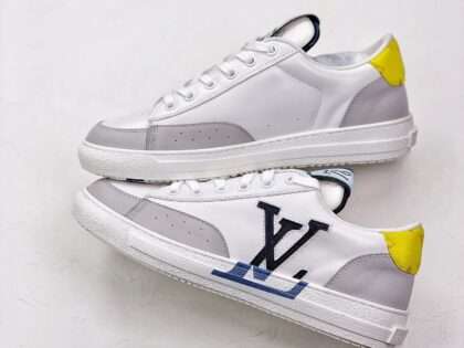 Replica Louis Vuitton Trainer Sneaker Low #LVS046