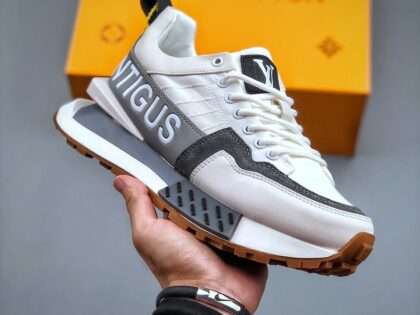 Replica Louis Vuitton Trainer Sneaker Low #LVS052