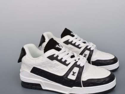 Replica Louis Vuitton Trainer Sneaker Low #LVS056