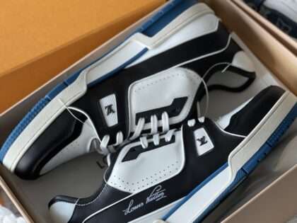 Replica Louis Vuitton Trainer Sneaker #LVS001