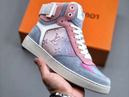 Replica Louis Vuitton Rivoli Monogram Sneakers Grey Pink#LV077
