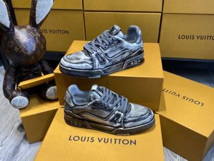 Replica Louis Vuitton Trainer Sneakers #LV090