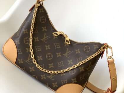 Replica Louis Vuitton 23New Odeon Monogram Bag M45831