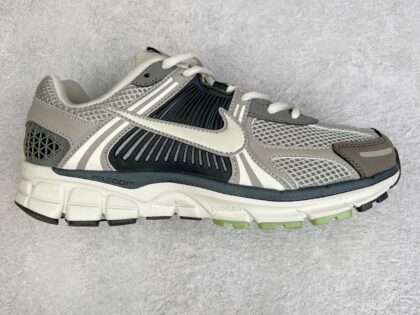 FashionrReps Nike Air Zoom Vomero 5 Sneakers FB8825-001#NKZ007