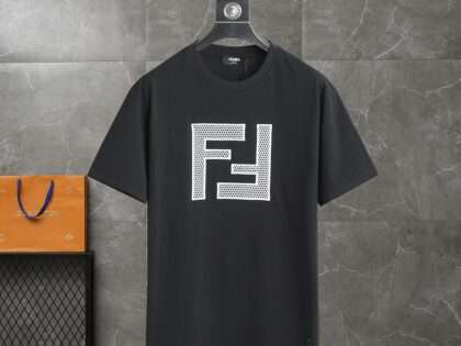 Replica FENDI 2023ss Crew Neck T-shirts For Unisex #HTS19