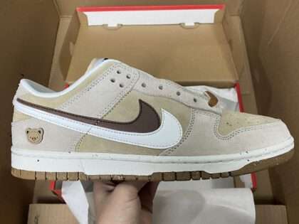 Replica Nike Dunk Low SB SE 85 Year of the Rabbit White Brown