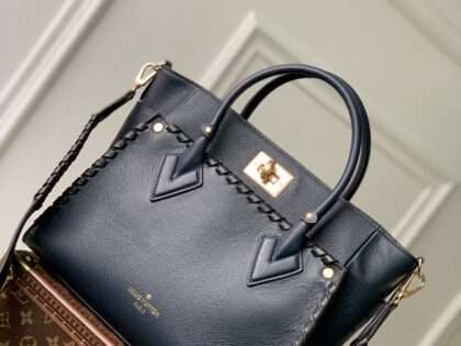 Replica Louis Vuittion On My Side Monogram Bags M21569
