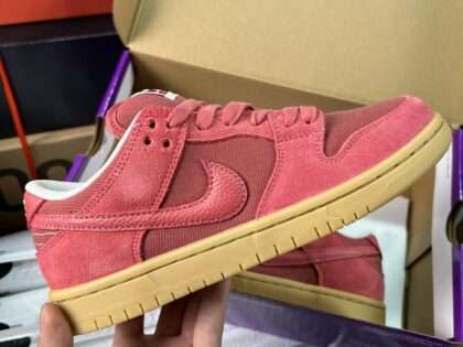 Replica NIKE SB DUNK LOW 'ADOBE' 11 Sneakers