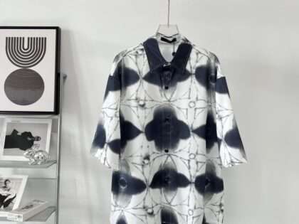 Replica Louis Vuitton Printed Shirts Short Sleeved For Unisex #HTS255