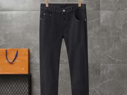 Replica FENDI 23FW Jeans Street Style Jeans For Men#NTS079