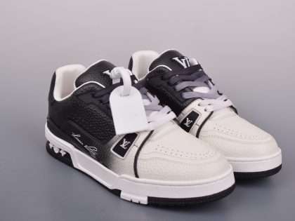 Replica LV Louis Vuitton Trainer #54 Black White Ombre