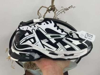 Replica Balenciaga Runner 7.0 Black/White