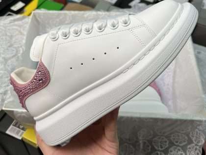 Replica Alexander Mcqueen Oversized Sneaker in White with Strass Spoiler Pink