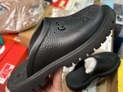 Replica GUCCI Logo-Perforated Rubber Clogs SLIP-ON SANDAL Replica