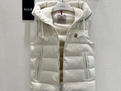 Replica Moncler Brim Letter Hooded Gilet Down Vest Black White and Green