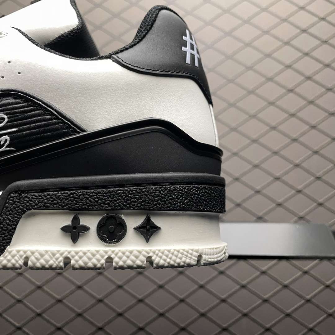 Louis Vuitton Trainer Sneaker - LS011 - REPLICA DESIGNER